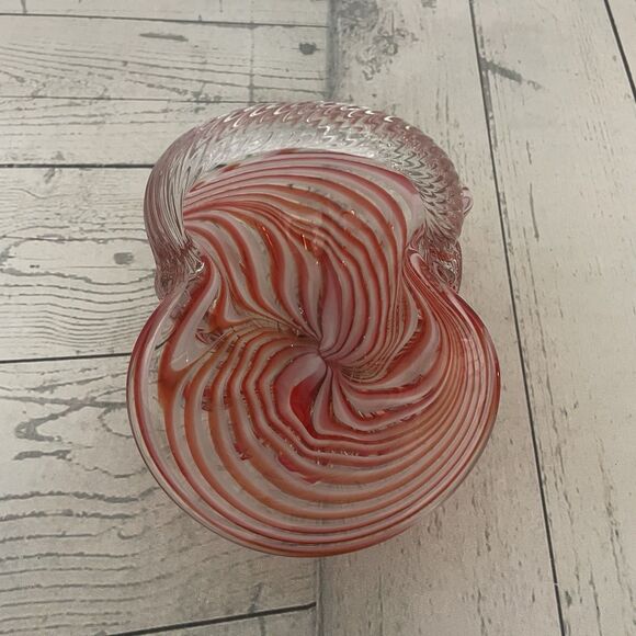 Red / White / Clear Striped Murano Glass Basket w/ Twisted Handle - Picture 4 of 8